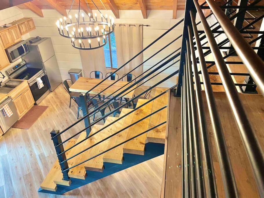 Modern Lake Side Nest• Hotub Fenced Yard King Beds Sevierville Exterior foto